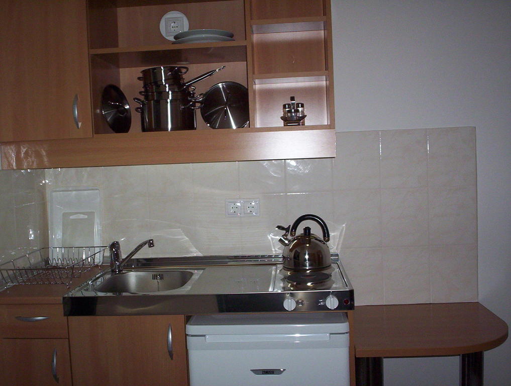 Uni-Hotel Diakotthon Miskolc Extérieur photo