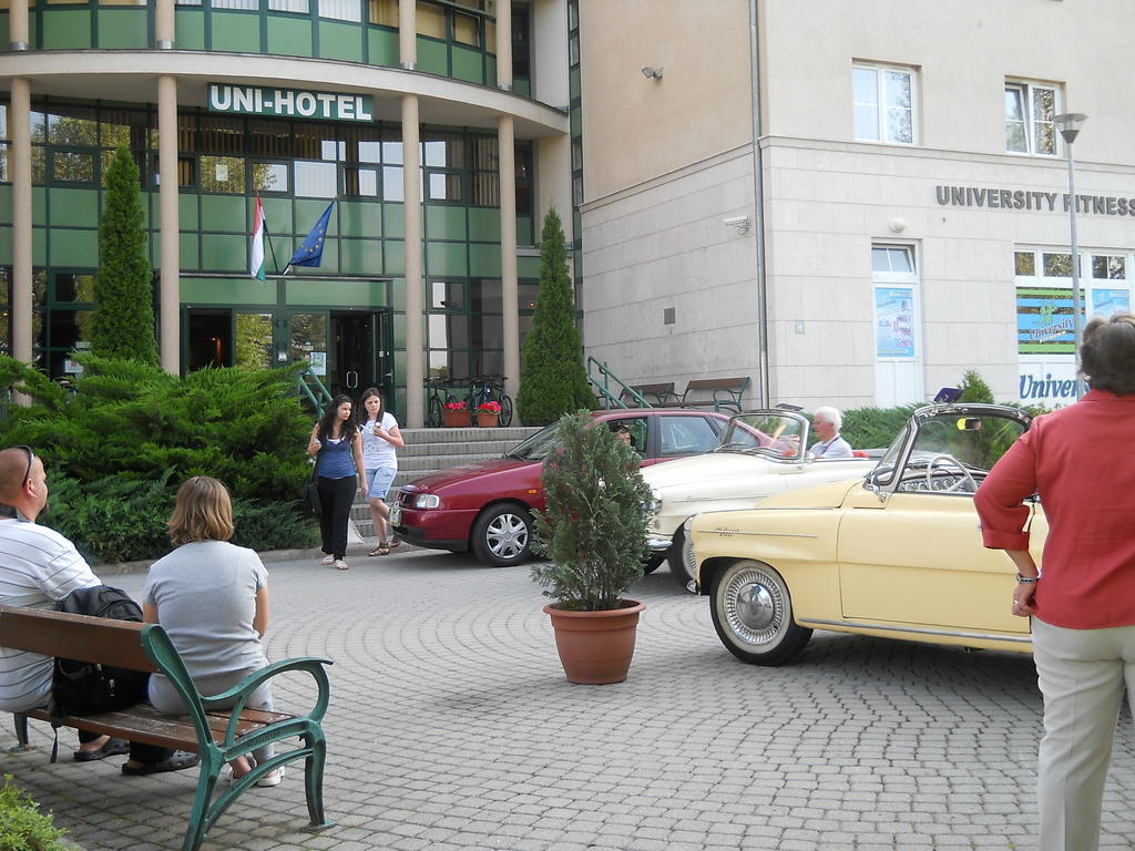 Uni-Hotel Diakotthon Miskolc Extérieur photo