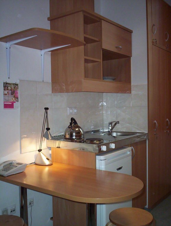 Uni-Hotel Diakotthon Miskolc Extérieur photo